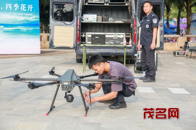 无人机巡逻准备就绪.jpg